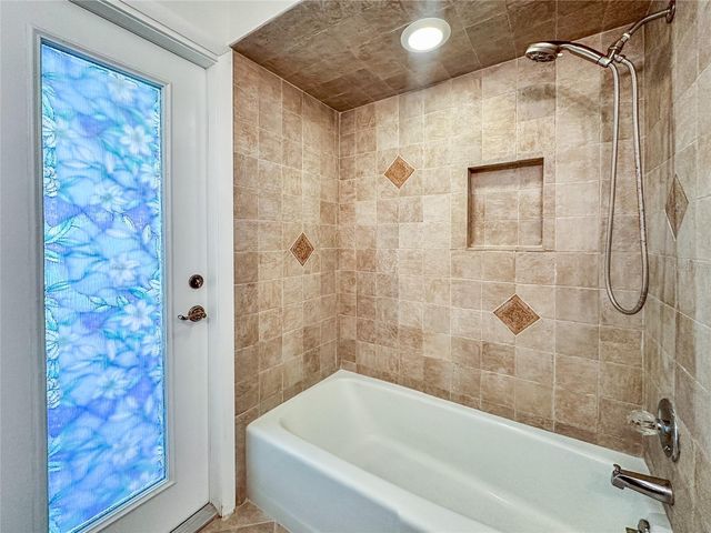 2995 LAKE SAXON DRIVE, Land O Lakes, FL 34639