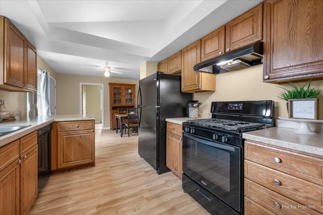 401 Hill Avenue, North Aurora, IL 60542