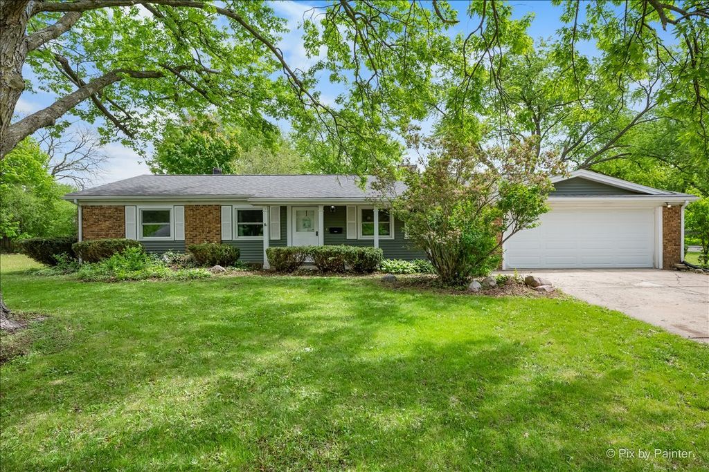 401 Hill Avenue, North Aurora, IL 60542