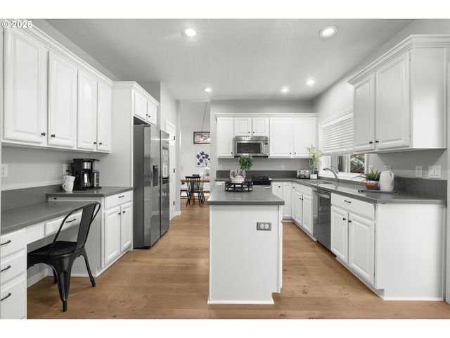 9879 Se 134TH Ave, Happy Valley, OR 97086