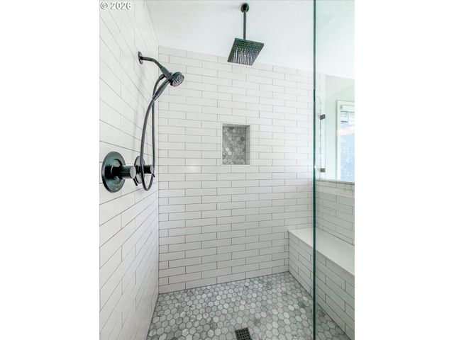 9879 Se 134TH Ave, Happy Valley, OR 97086