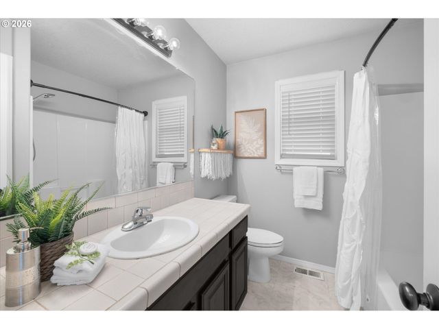 9879 Se 134TH Ave, Happy Valley, OR 97086