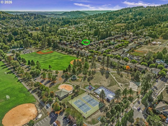 9879 Se 134TH Ave, Happy Valley, OR 97086