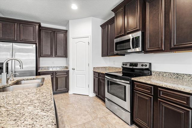 165 Plaza Del Rio Dr, St Augustine, FL 32084