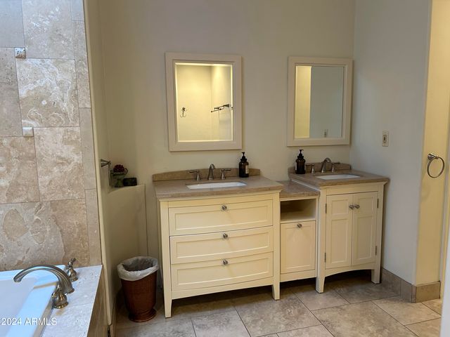 7272 E GAINEY RANCH Road 124, Scottsdale, AZ 85258