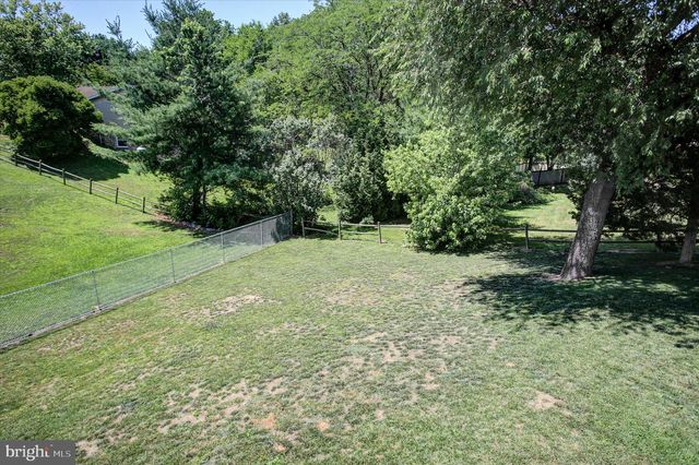 3040 LIVERPOOL COURT, Chambersburg, PA 17201