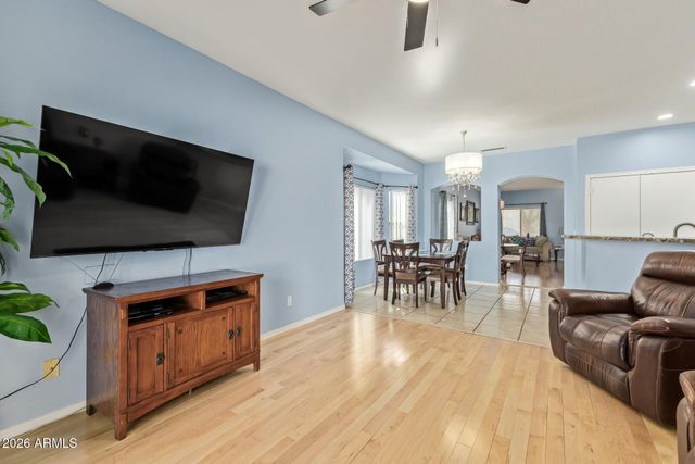 10144 E KNOWLES Avenue, Mesa, AZ 85209