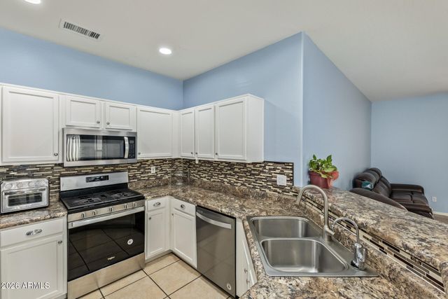 10144 E KNOWLES Avenue, Mesa, AZ 85209