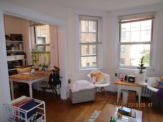 116 Riverway 5, Boston, MA 02215