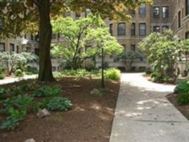 116 Riverway 5, Boston, MA 02215