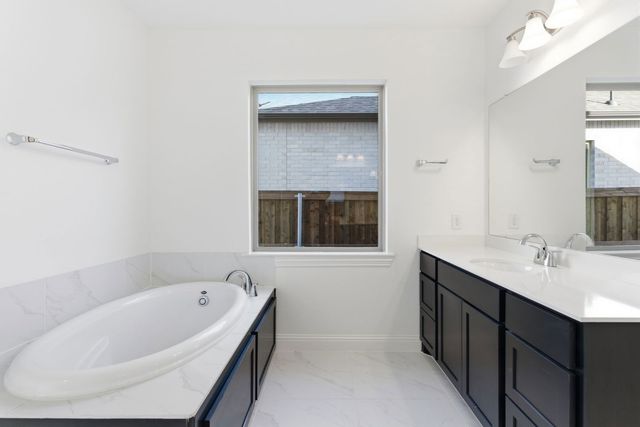 241 Bay Laurel Road, Mckinney, TX 75071