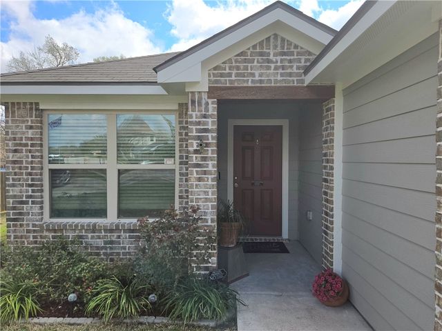 809 Meadow Brook Drive, Caldwell, TX 77836