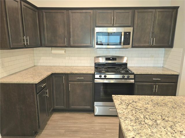 809 Meadow Brook Drive, Caldwell, TX 77836