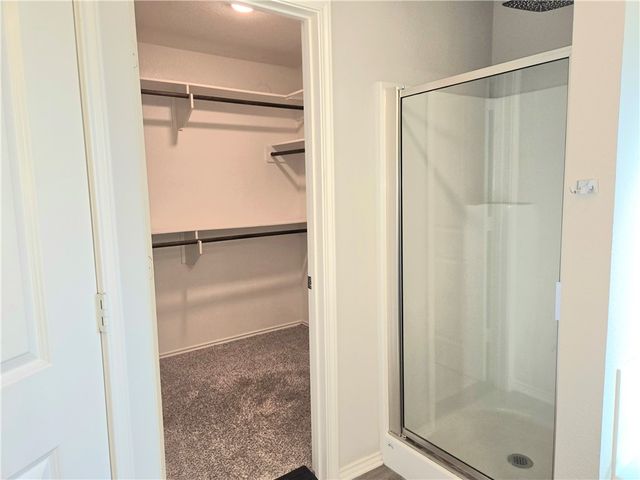 809 Meadow Brook Drive, Caldwell, TX 77836