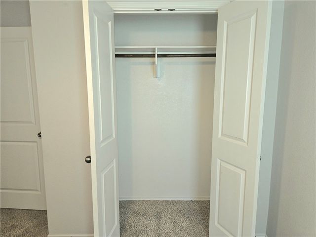 809 Meadow Brook Drive, Caldwell, TX 77836