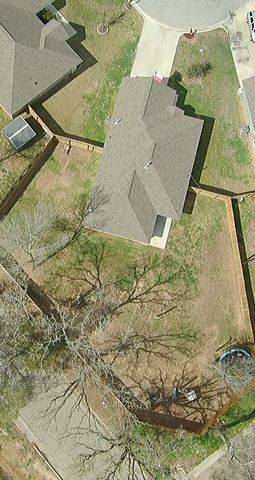 809 Meadow Brook Drive, Caldwell, TX 77836