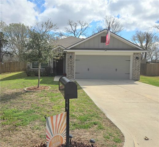 809 Meadow Brook Drive, Caldwell, TX 77836