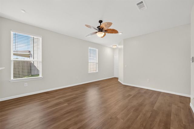 4727 Prairie Chase Drive, Houston, TX 77069