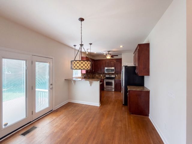 3017 Farmville Cir, Spring Hill, TN 37174