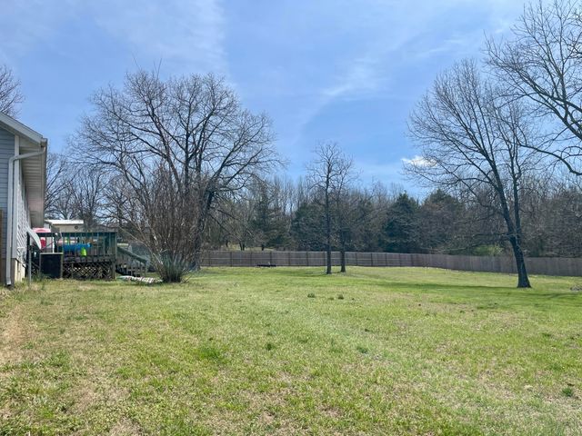 1385 Fifth Street, Cabool, MO 65689