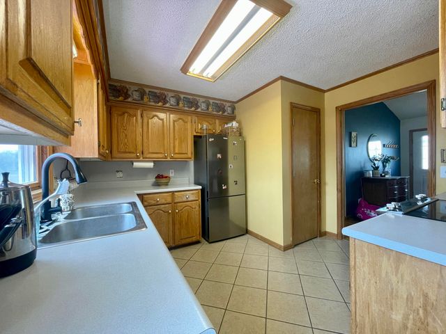 1385 Fifth Street, Cabool, MO 65689