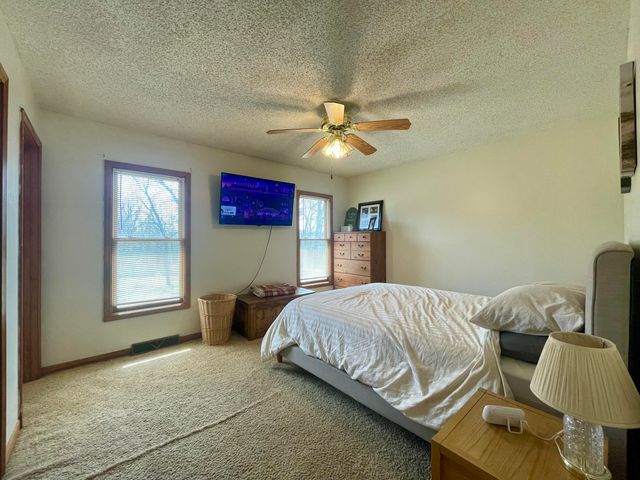 1385 Fifth Street, Cabool, MO 65689