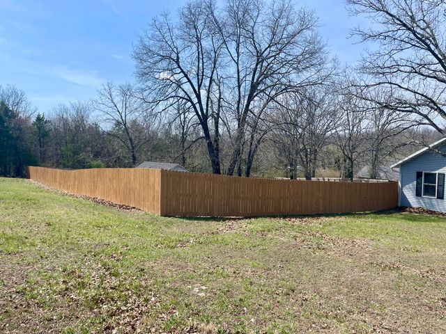 1385 Fifth Street, Cabool, MO 65689