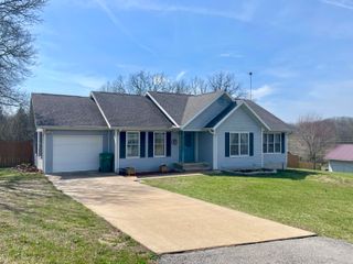 1385 Fifth Street, Cabool, MO 65689