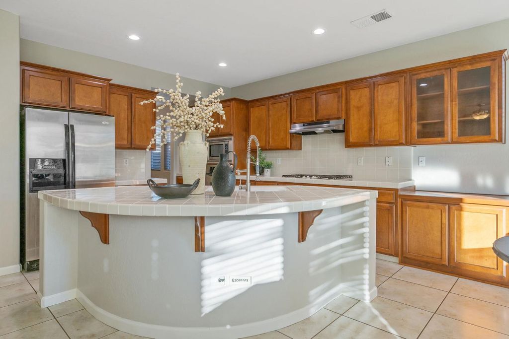 Image 24 of property listing at 6317 Delaware, Visalia, CA 93291