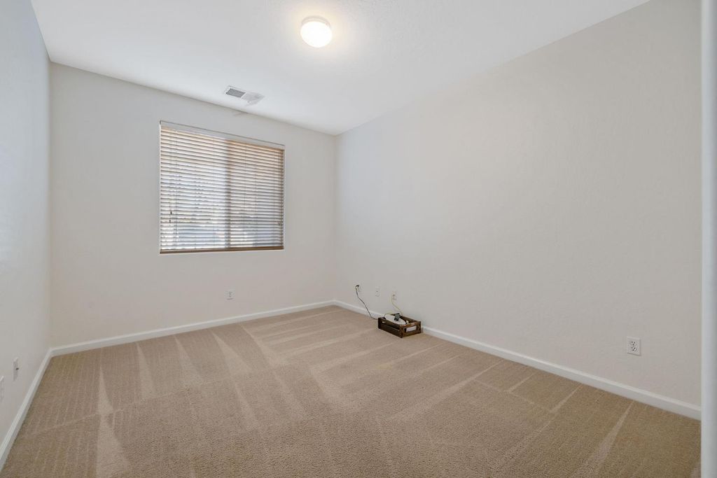 Image 34 of property listing at 6317 Delaware, Visalia, CA 93291