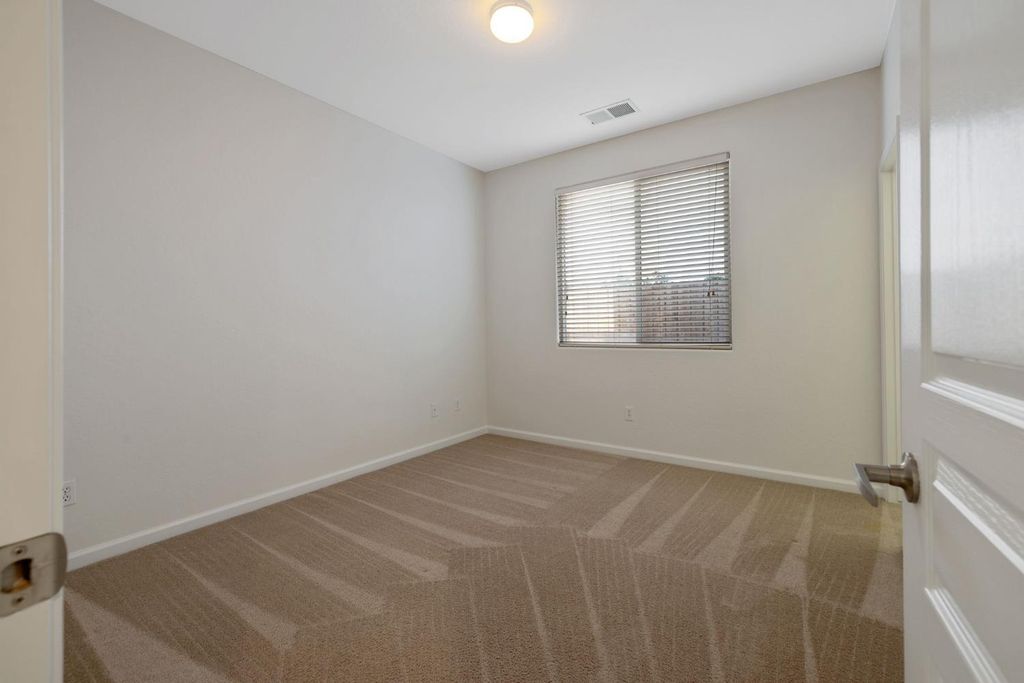 Image 42 of property listing at 6317 Delaware, Visalia, CA 93291