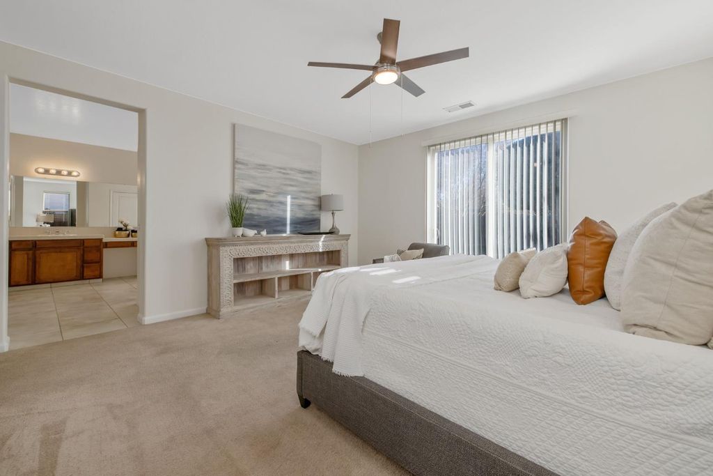 Image 44 of property listing at 6317 Delaware, Visalia, CA 93291