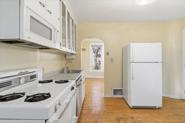 416 Stryker Avenue, Saint Paul, MN 55107