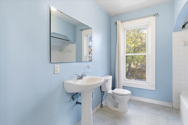 416 Stryker Avenue, Saint Paul, MN 55107