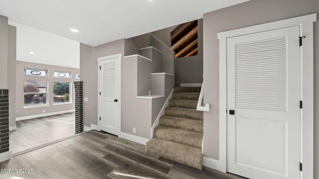 5700 E Hidden Valley Drive, Reno, NV 89502