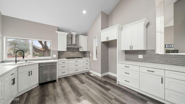 5700 E Hidden Valley Drive, Reno, NV 89502