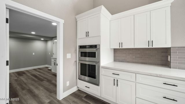 5700 E Hidden Valley Drive, Reno, NV 89502