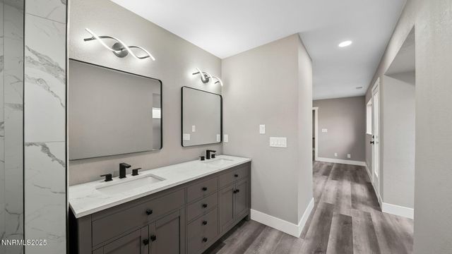 5700 E Hidden Valley Drive, Reno, NV 89502