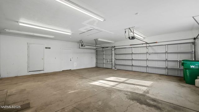 5700 E Hidden Valley Drive, Reno, NV 89502