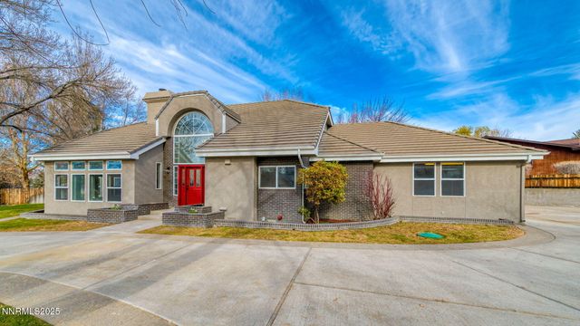 5700 E Hidden Valley Drive, Reno, NV 89502