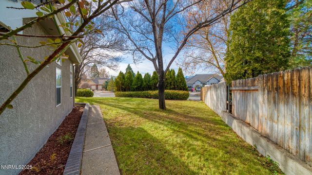 5700 E Hidden Valley Drive, Reno, NV 89502