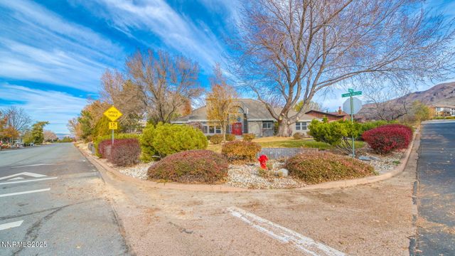 5700 E Hidden Valley Drive, Reno, NV 89502