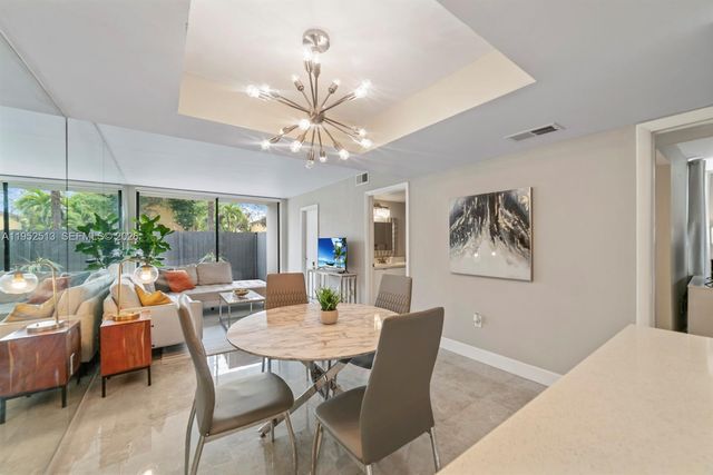 8002 SW 149th Ave B118, Miami, FL 33193