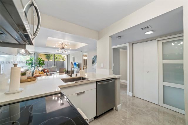 8002 SW 149th Ave B118, Miami, FL 33193