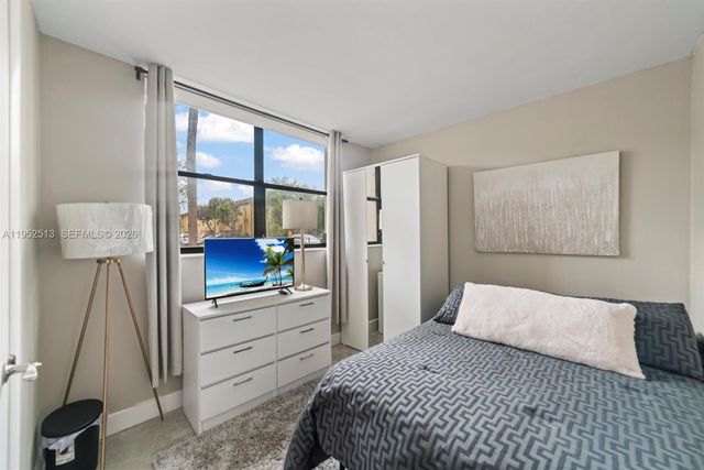 8002 SW 149th Ave B118, Miami, FL 33193