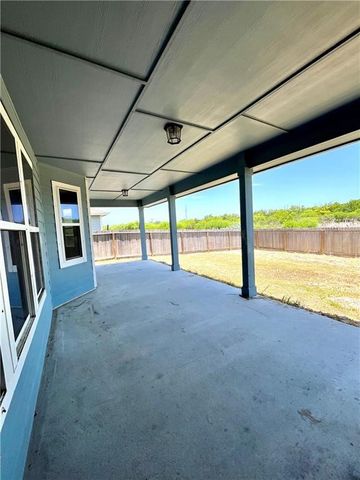 157 Shady Terrace, Rockport, TX 78382