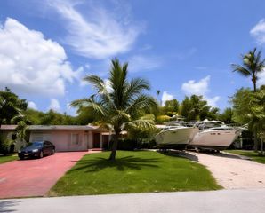 1230 NE 26th Terrace, Pompano Beach, FL 33062