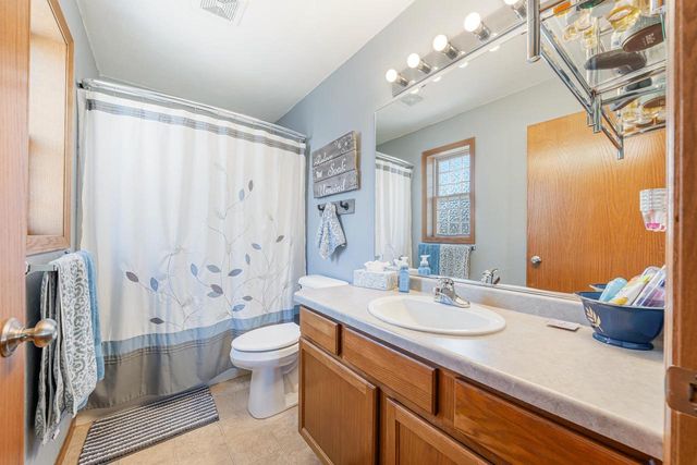 1123 BARBARY LANE, Winneconne, WI 54986