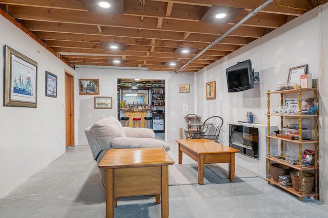 1123 BARBARY LANE, Winneconne, WI 54986