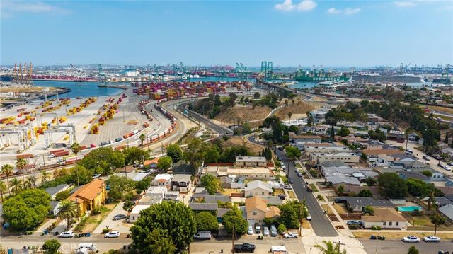 920 N Grand, San Pedro, CA 90731